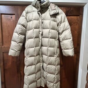 Lands End vintage long down jacket. Tan. EUC.